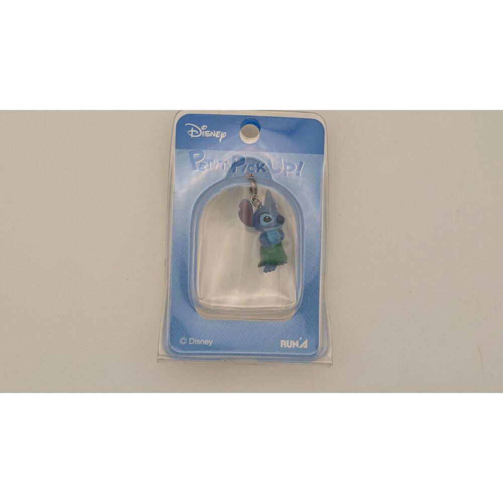 Disney Stitch Petit Pick Up! Keychain – Japan Exclusive RUN'A Charm NWT